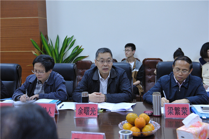 國務(wù)院學位委員會中醫(yī)學學科評議組調(diào)研我校中醫(yī)學一級學科研究生課程建設(shè)工作
