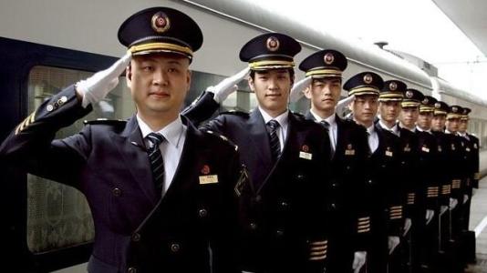 鐵路運(yùn)輸行業(yè)發(fā)展迅捷，高中生讀鐵路專業(yè)