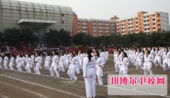 四川的衛(wèi)校畢業(yè)生分配嗎