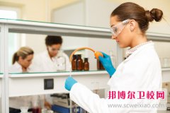 四川的公辦衛(wèi)校有臨床醫(yī)學(xué)專(zhuān)業(yè)嗎