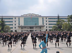 2020年云南省曲靖幼兒師范學校招生專業(yè)計劃人數(shù)'