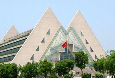  上海航空工程技術(shù)大學(xué)聯(lián)系電話多少