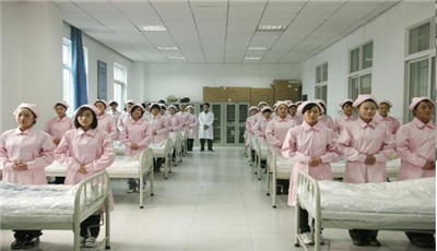 2020年重慶衛(wèi)校什么專業(yè)適合女生