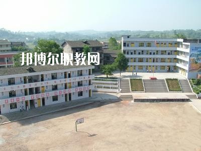 大竹縣石子職業(yè)中學(xué)2020年招生辦聯(lián)系電話