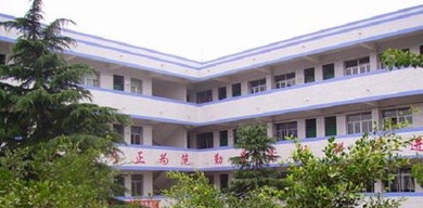 校園環(huán)境
