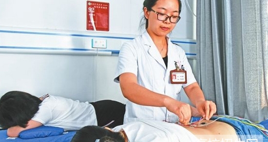  四川省哪里有針灸推拿專業(yè)學校招生，有幾個