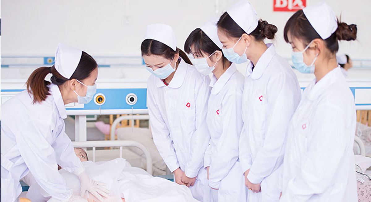 2020年重慶女生上什么衛(wèi)校比較好