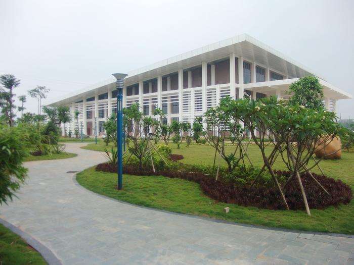重慶市青山工業(yè)技工學(xué)校