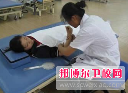 成都男生讀衛(wèi)校康復專業(yè)好嗎