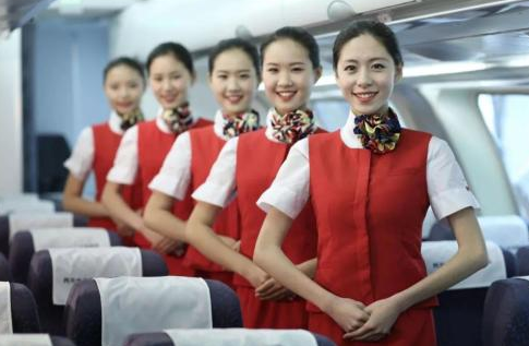 成都學航空哪個學校比較好