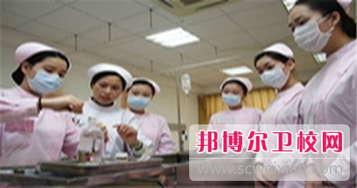 成都初中讀衛(wèi)校可以當(dāng)護(hù)士嗎