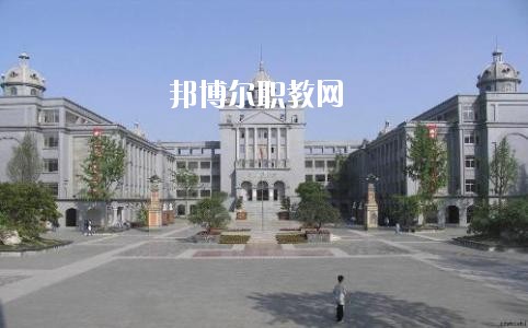 成都外語(yǔ)職業(yè)中專學(xué)校2020年有哪些專業(yè)