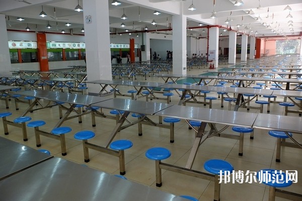 重慶農(nóng)業(yè)幼師學(xué)校