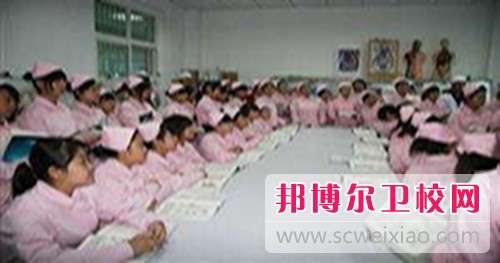 成都衛(wèi)校讀三年后怎么辦