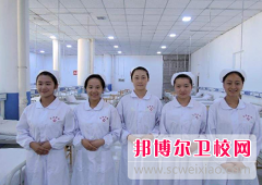 成都衛(wèi)校每年學(xué)費(fèi)多少