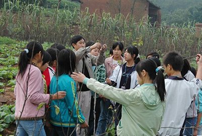 宜賓縣柳嘉職業(yè)技術學校梨樹修枝