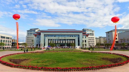  黔南民族幼兒師范高等專科學(xué)校五年制大專學(xué)費(fèi)