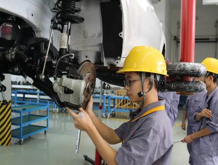 成都汽車職業(yè)技術(shù)學(xué)校2020年招生簡章