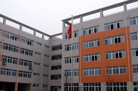 四川省人民醫(yī)院護士學(xué)校2020年招生簡章_四川省人民醫(yī)院護士學(xué)校好嗎?