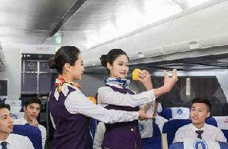 成都航空職業(yè)學(xué)校學(xué)費(fèi)怎么收
