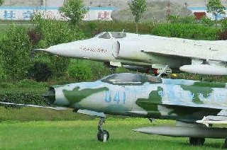 四川學(xué)生讀航空學(xué)校要讀幾年？