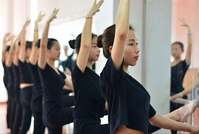 學(xué)歷不高能報貴陽幼師職業(yè)學(xué)校