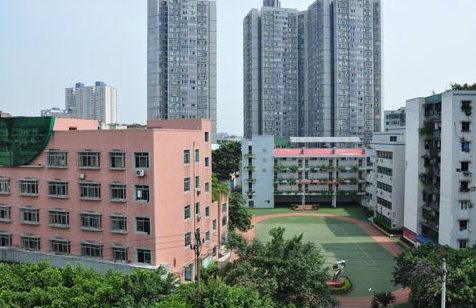 重慶南丁衛(wèi)生學(xué)校設(shè)施條件好嗎