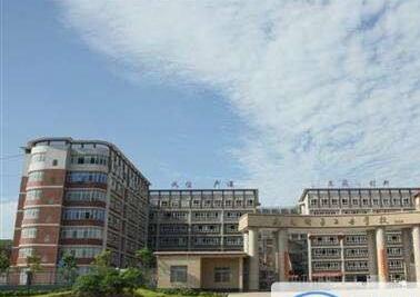 2020年廣安渝工職業(yè)技術(shù)學校招生簡章_廣安渝工職業(yè)技術(shù)學校好不好?