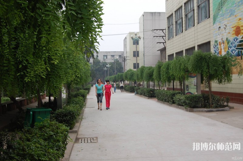 許昌幼兒師范學(xué)校網(wǎng)站網(wǎng)址
