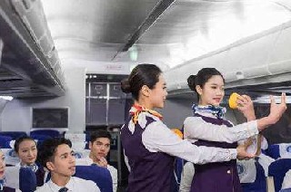 2020年成都學(xué)生選擇航空服務(wù)專業(yè)怎么樣