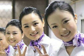 德陽(yáng)學(xué)航空服務(wù)專業(yè)去哪所學(xué)校好？