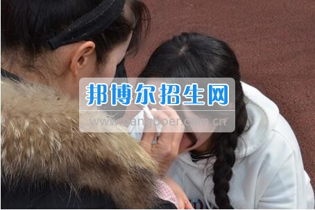 四川省檔案學(xué)校舉行2016-2020學(xué)年下期學(xué)生表彰大會(huì)