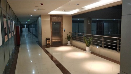 中國人民解放軍第四八零八工廠職業(yè)技術(shù)學(xué)校都開設(shè)了哪些專業(yè)？