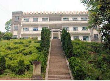 合江先市職業(yè)高級中學校2020年招生簡章_合江先市職業(yè)高級中學校行不行?