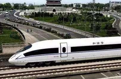 怎么樣才能做一名優(yōu)秀的乘務(wù)員呢?