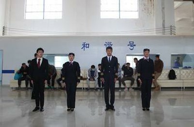 初中生讀高鐵乘務專業(yè)好不好