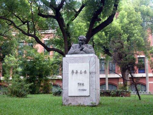 四川省蒼溪縣職業(yè)高級中學(xué)學(xué)校簡介