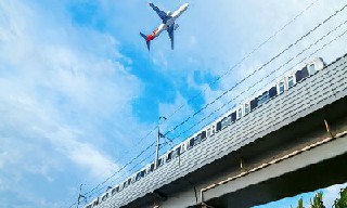 成都市航空學(xué)校淺析空乘專業(yè)是否好找工作?