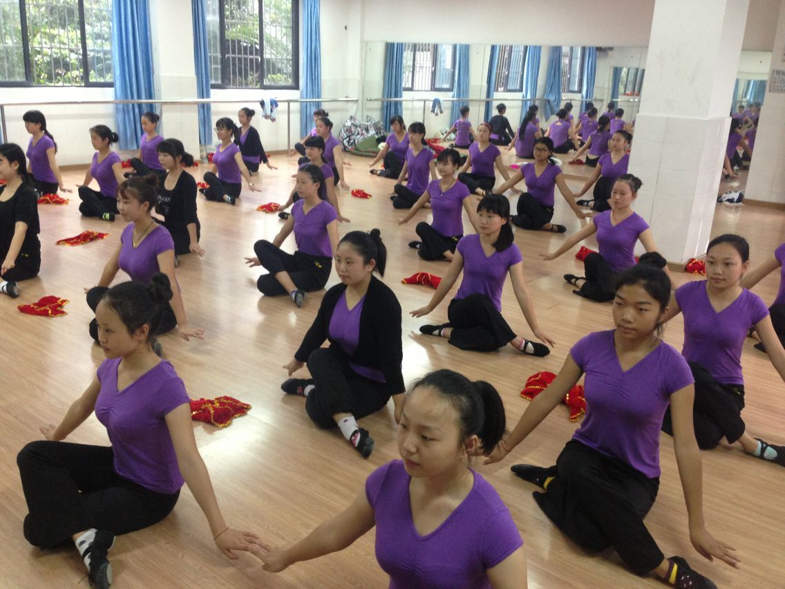 貴陽(yáng)幼師職業(yè)學(xué)校老師多不多