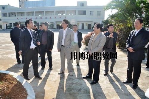 宜賓南亞電子職業(yè)技術(shù)學(xué)校2020年有哪些專業(yè)