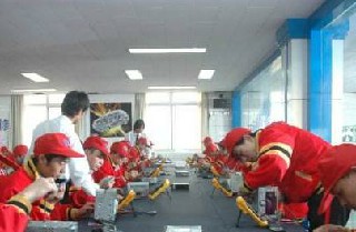 2020年成都汽修學(xué)校教學(xué)特色