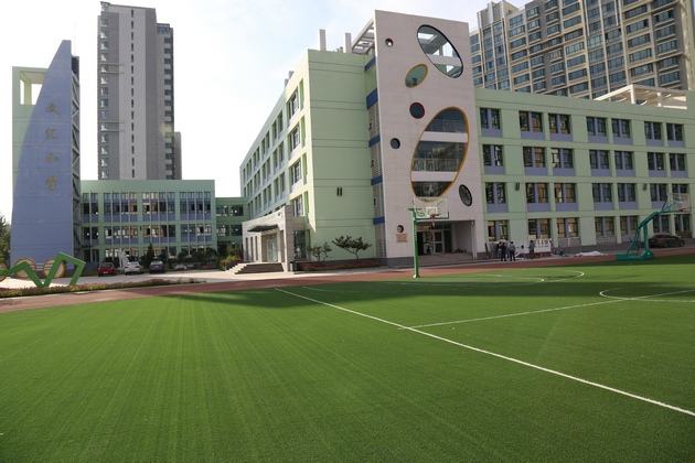 成都五月花高級技工學校簡介